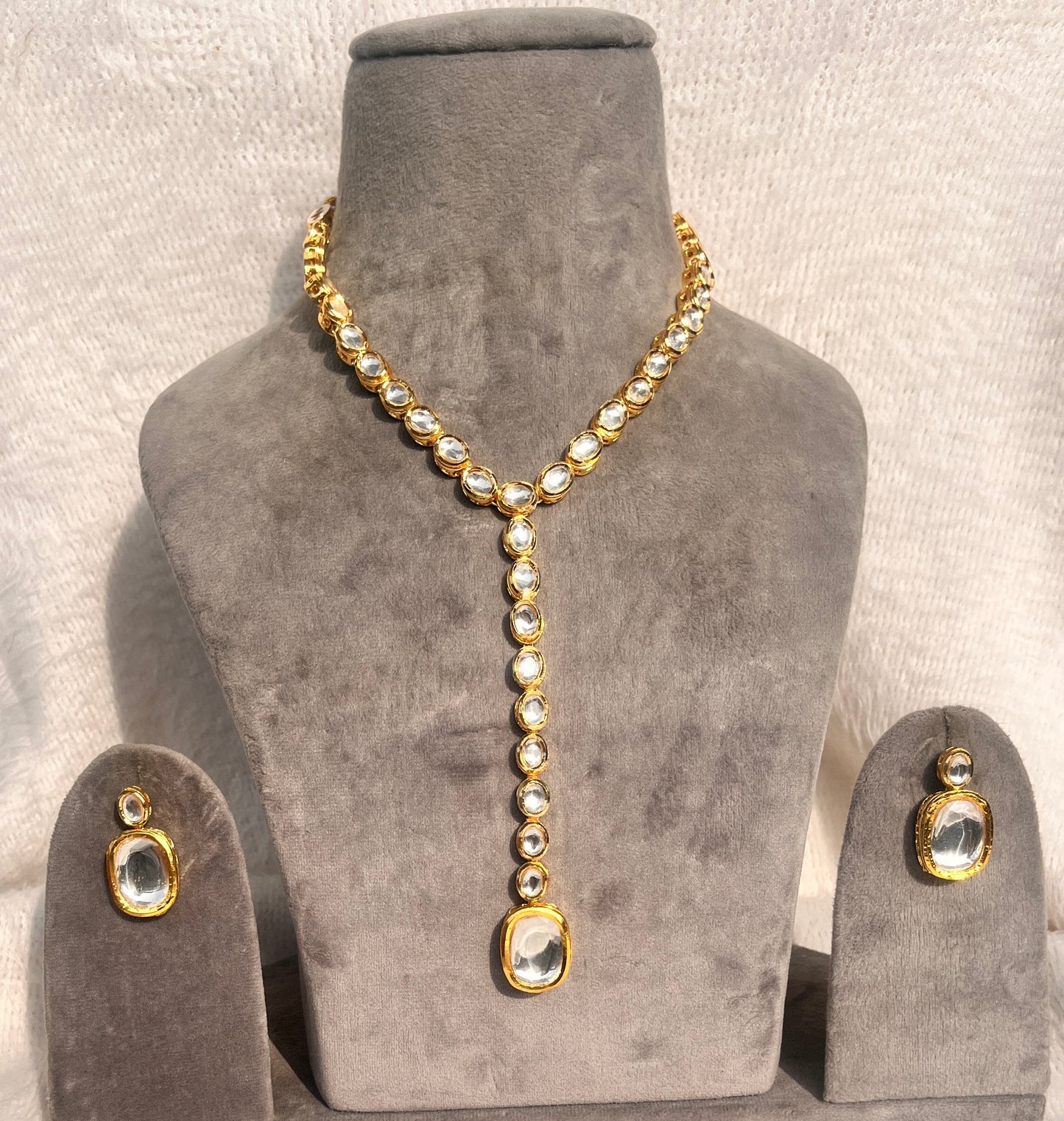 Kundan tie necklace set