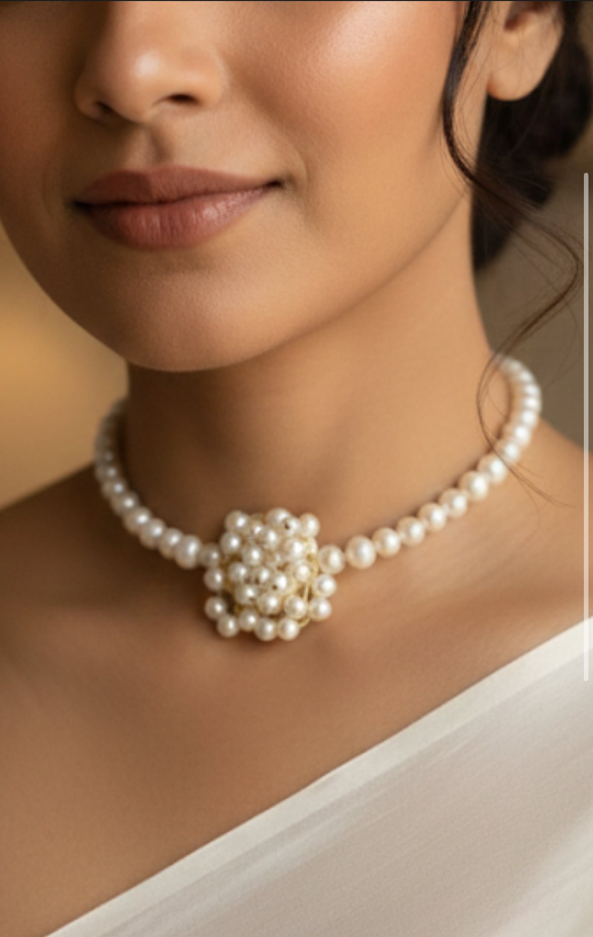 Pearl cluster choker