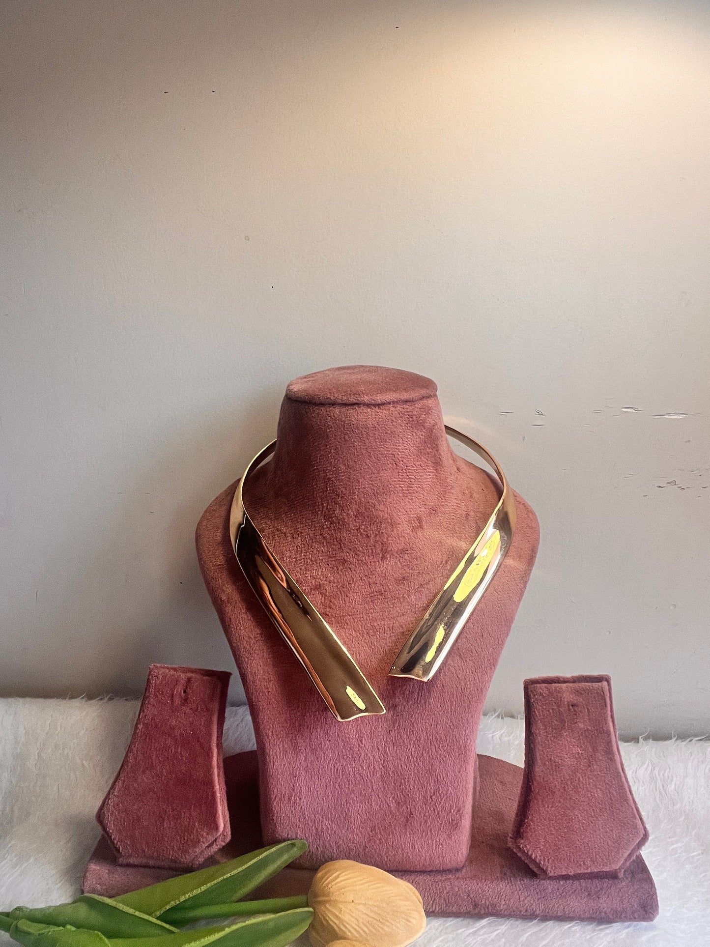 Aurora Gleam Collar