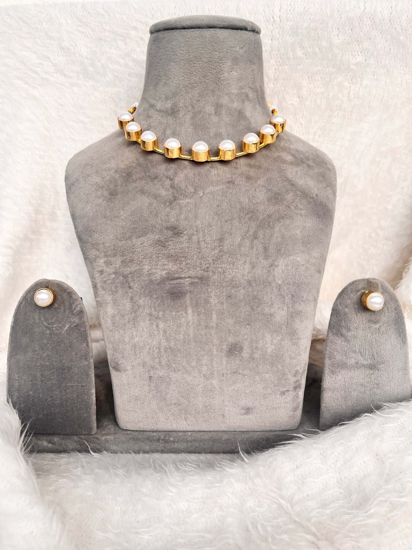 Golden pearl Hasli set