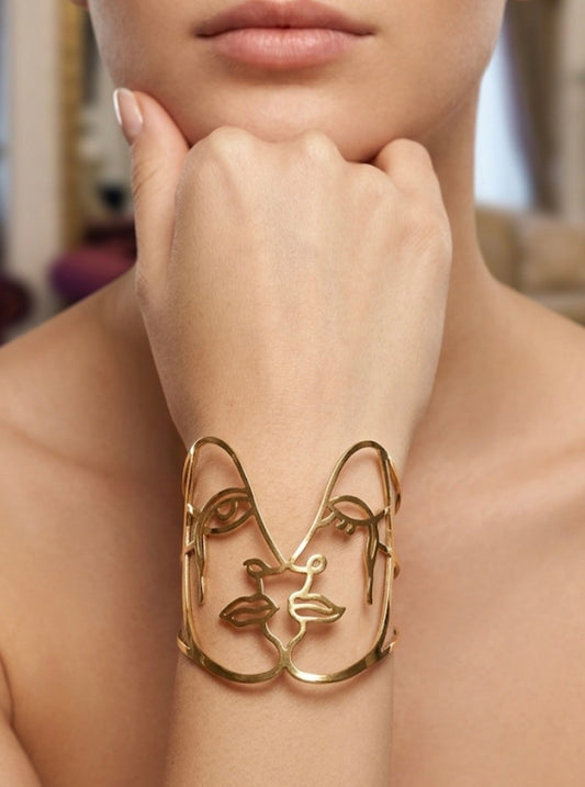 Face cuff