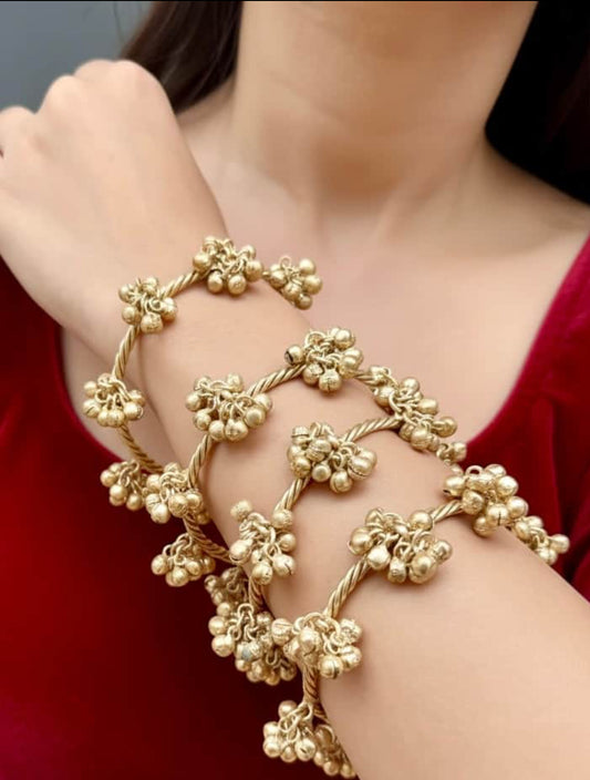 Ghungroo bangle (pc)