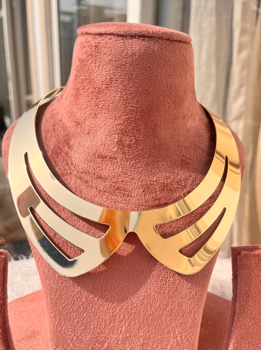 Golden eclipse collar necklace