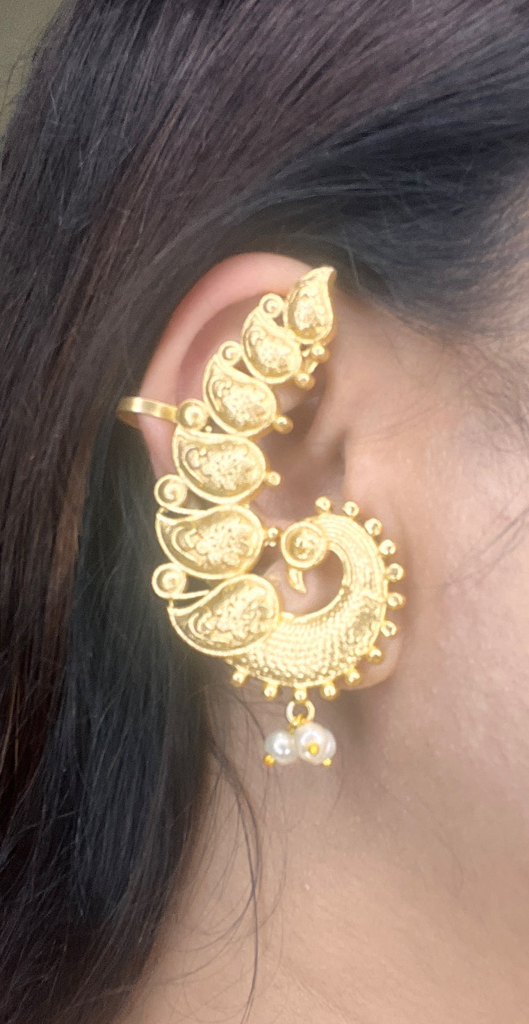 Mayuri cuff (pair)